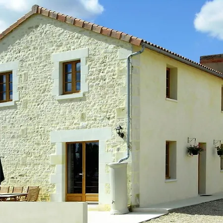Loire Escapes - Fuer Selbstversorger Auf Dem Lande In Frankreich - Ein Fri By Interhome بيت للعطل *