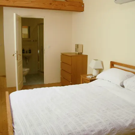 Loire Escapes - Fuer Selbstversorger Auf Dem Lande In Frankreich - Ein Fri By Interhome * Berrie