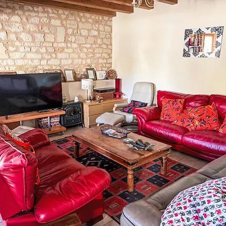 Loire Escapes - Fuer Selbstversorger Auf Dem Lande In Frankreich - Ein Fri By Interhome Vakantiehuis Berrie